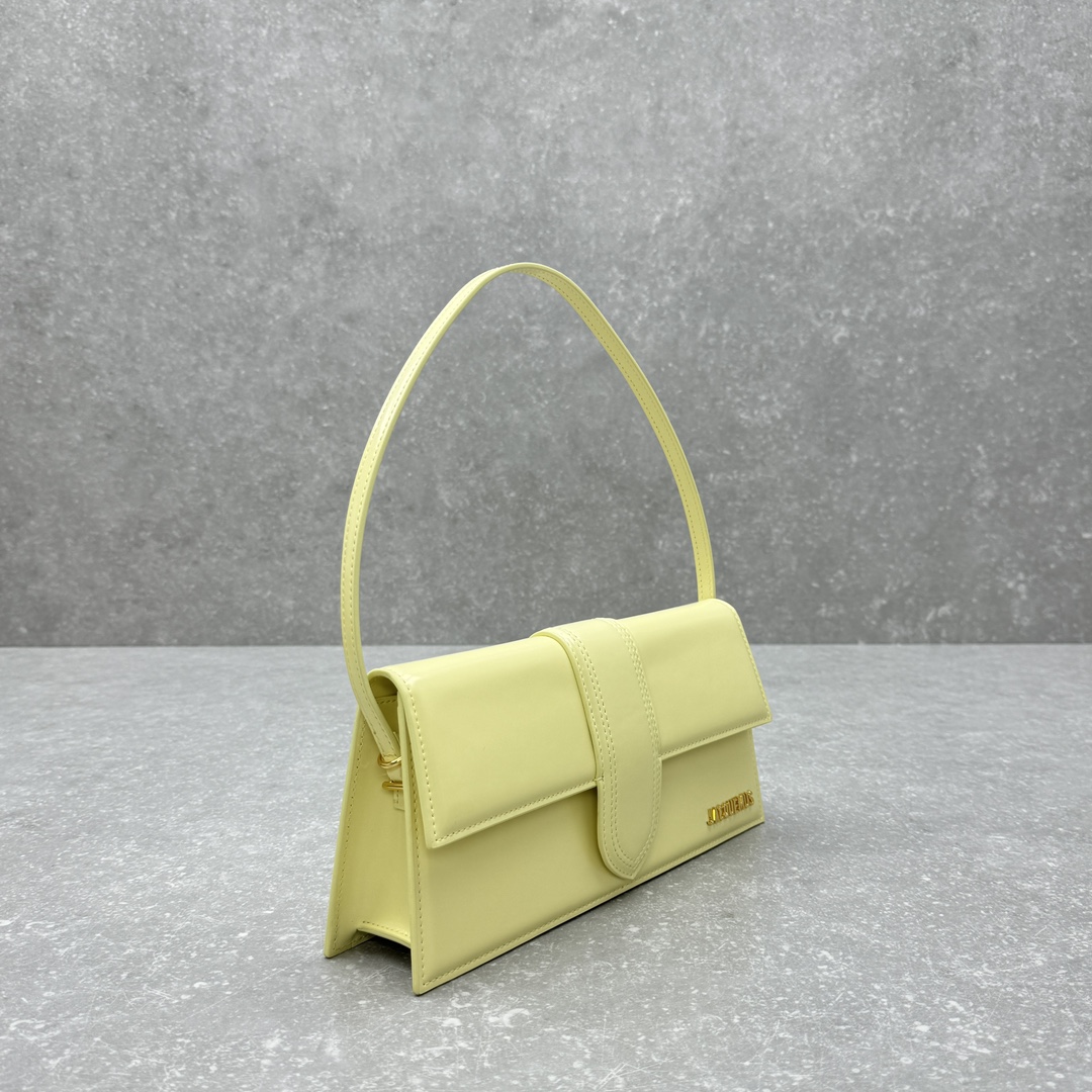 Jacquemus Satchel Bags